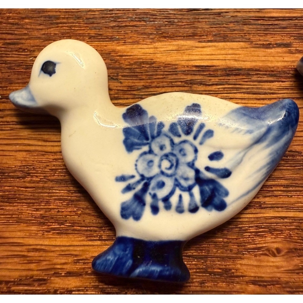 Vintage Delft Blue Style Dutch Windmill Duck Ceramic Refrigerator Magnets Set 2 - Picture 2 of 7